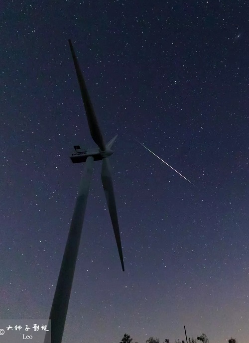 风车上的流星雨